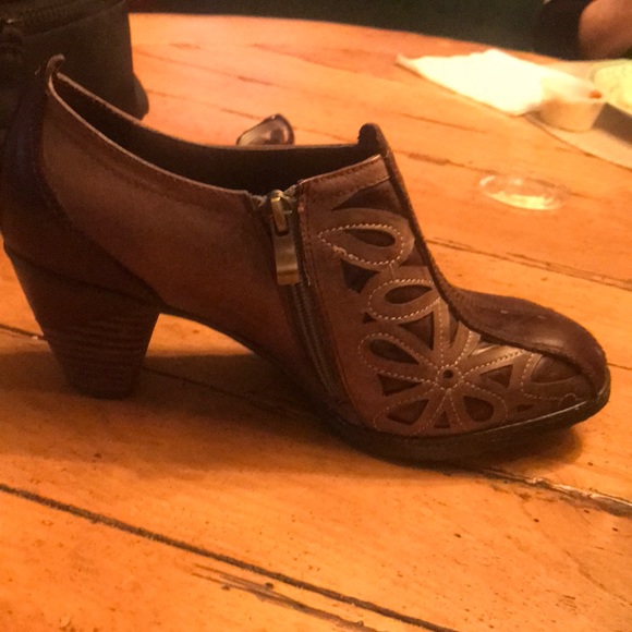 L’ARTISTE - Picture 3 of 7